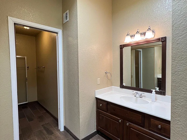 3390 Majestic Rdg — Photo 15