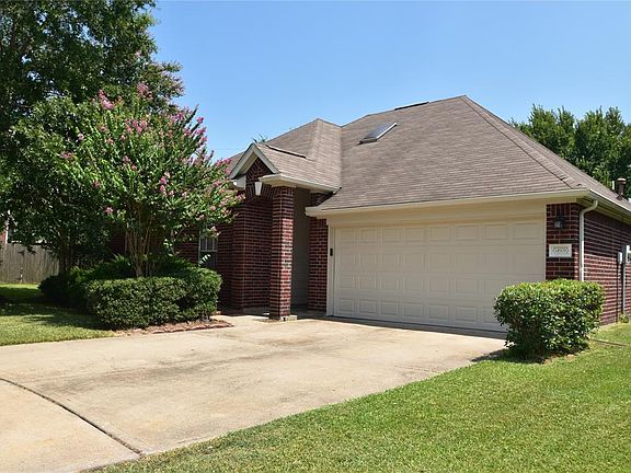 2nd image of 14906 Cypress Meade Ct