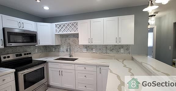 4th image of 4300 N Lamont St APT 262