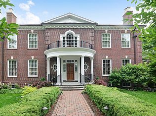 307 Forest Rd, Hinsdale, IL 60521