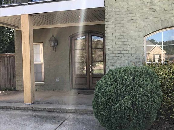 2nd image of 314 N Village Dr