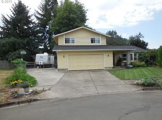 538 67th St, Springfield, OR 97478