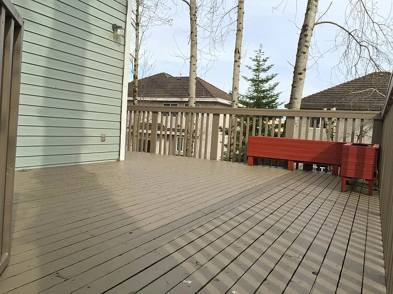 16375 Middleglen Pl #UPPER — Photo 12