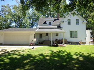 51350 246th St, Winthrop, MN 55396