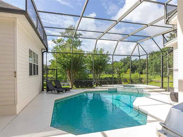 216 Eastpark Dr — Photo 60