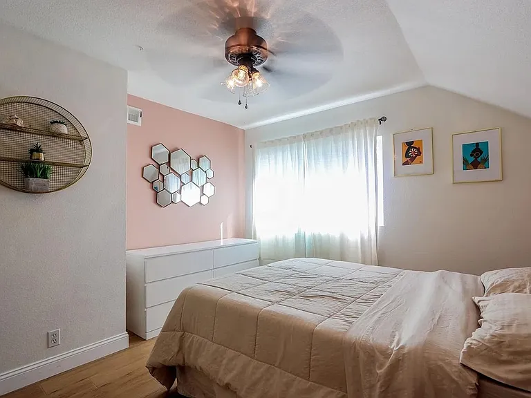 25051 Katie Ave — Photo 24