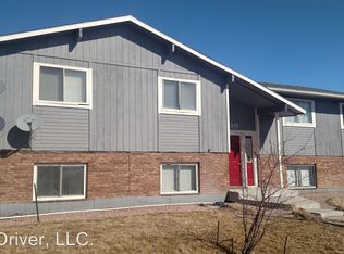 710 Vivian St APT 4, Gillette, WY 82718