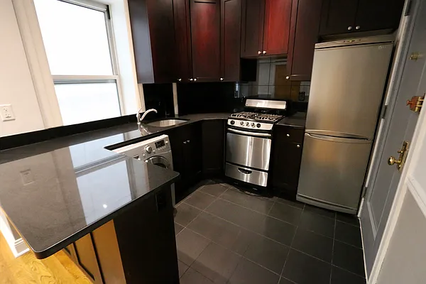 Rented by JM Preston Properties LLC | media 23