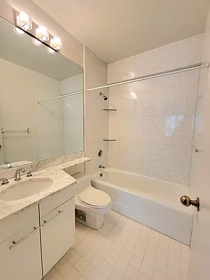 Rented by City Connections Realty | media 17