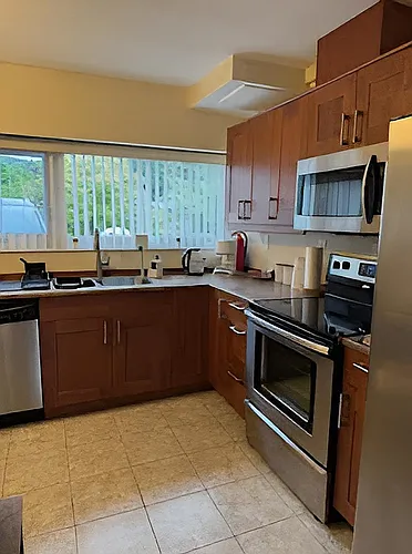 5345 Kensington Cres Photo 1