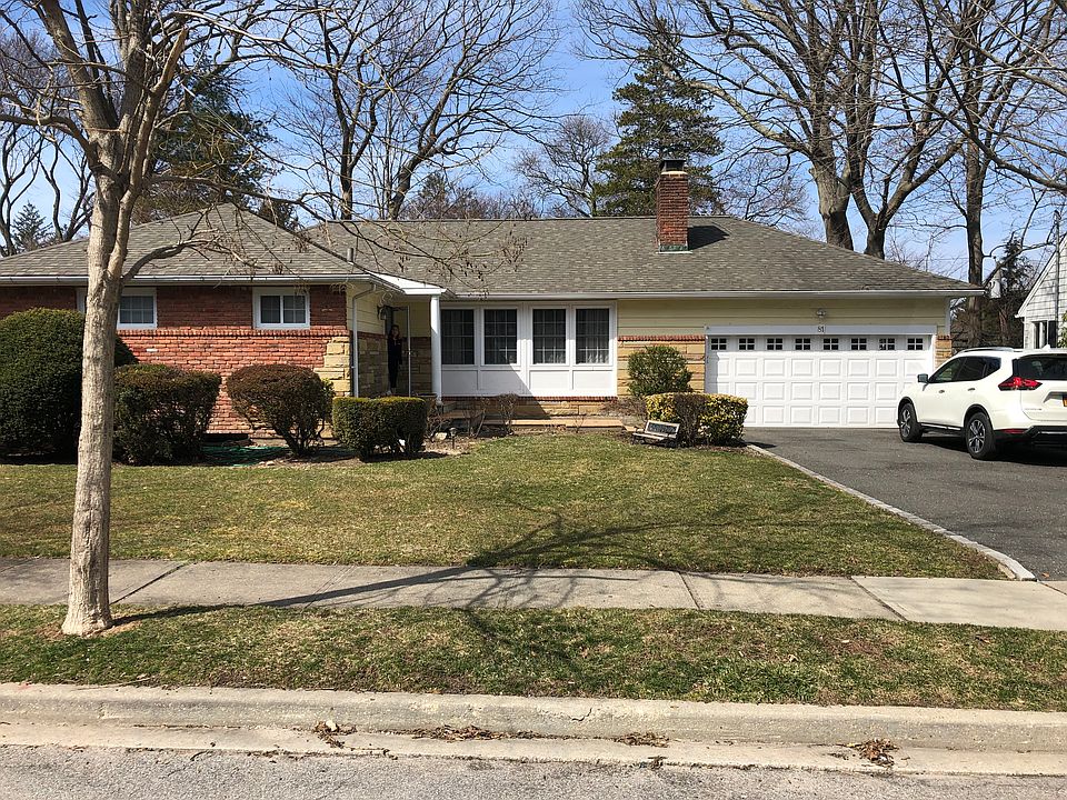 1st image of 81 Plymouth Dr N
