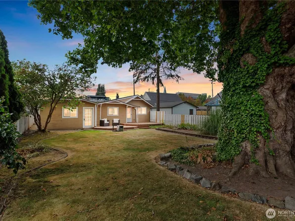 504 3rd Street SE, Puyallup, WA 98372