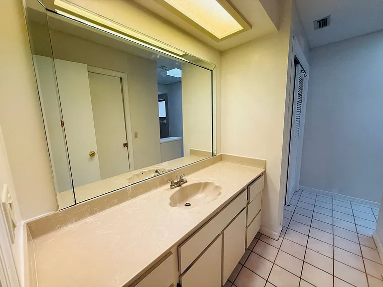 8992 Hernando Way — Photo 14