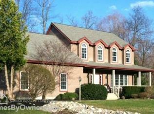 2775 Doelner Cir, Castleton, NY 12033