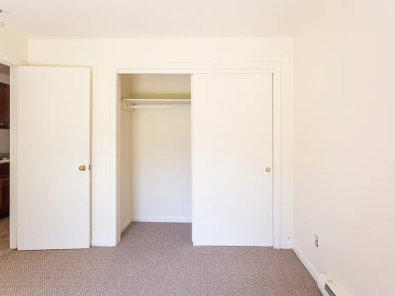Parker Street Apartments — Photo 8