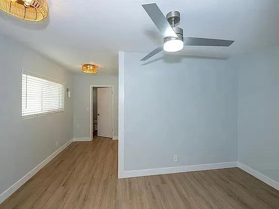 418 N Broadway #418.5 — Photo 41