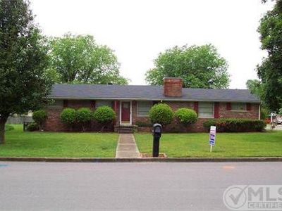1016 2nd Ave, Fayetteville, TN, 37334