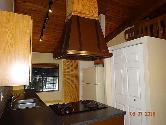 3rd image of 2351 Yucca Avenue #2351