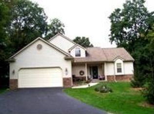 11088 Whispering Ridge Trl, Fenton, MI 48430