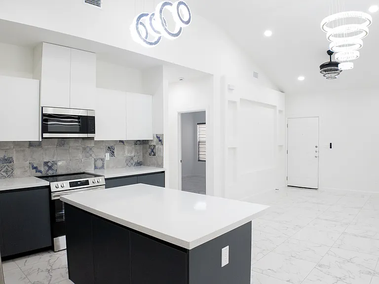 608 Moar Dr #1 — Photo 15