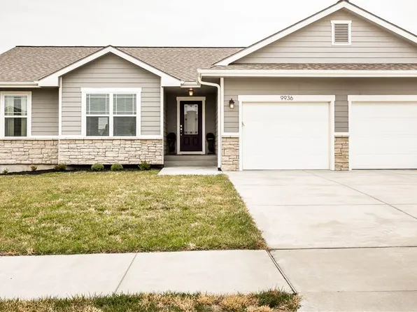 9936 Lavender Ln, Manhattan, KS 66502
