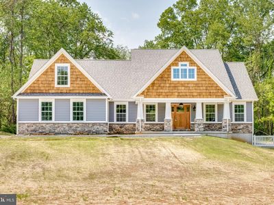 25 Fulton Rd, Hedgesville, WV 25427
