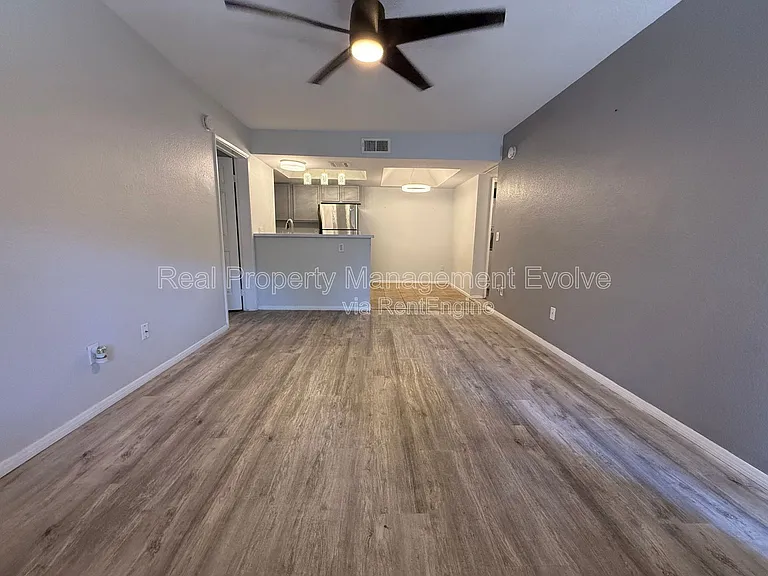 1720 E Thunderbird Rd #1062 — Photo 7