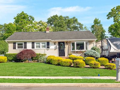 5 Robert Avenue, Howell, NJ, 07731