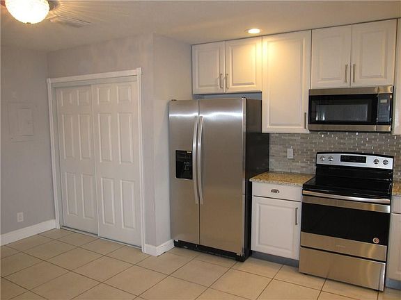 3rd image of 7855 Tam Oshanter Boulevard #7855