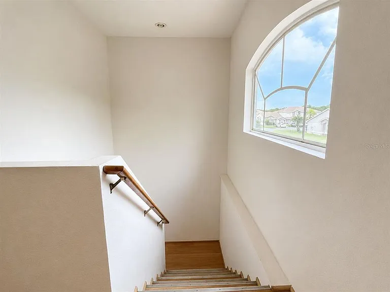14426 Island Cove Dr — Photo 21
