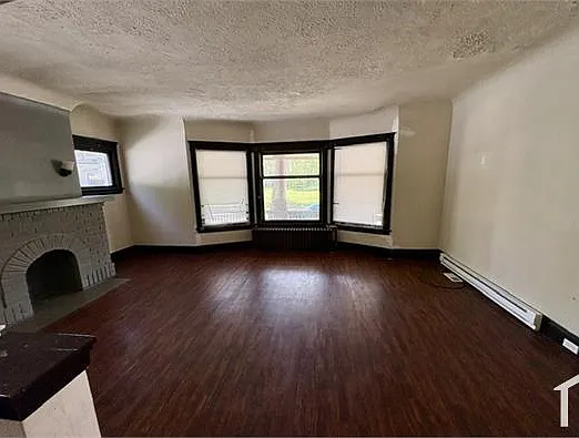 4 bed, $1,380 — Photo 3