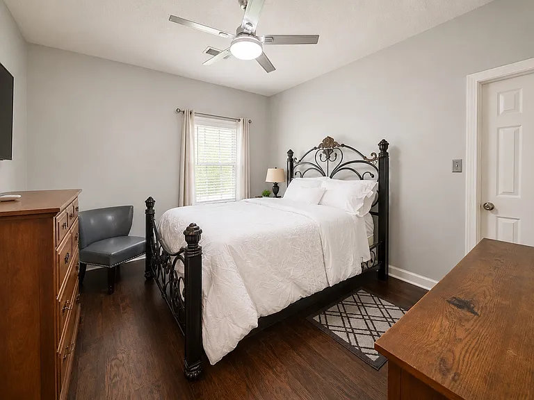 Honeybee Creek Dr — Photo 14
