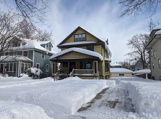154 N Taylor Ave, Oak Park, IL 60302