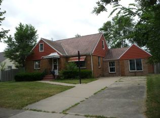 305 S May St, Joliet, IL 60436