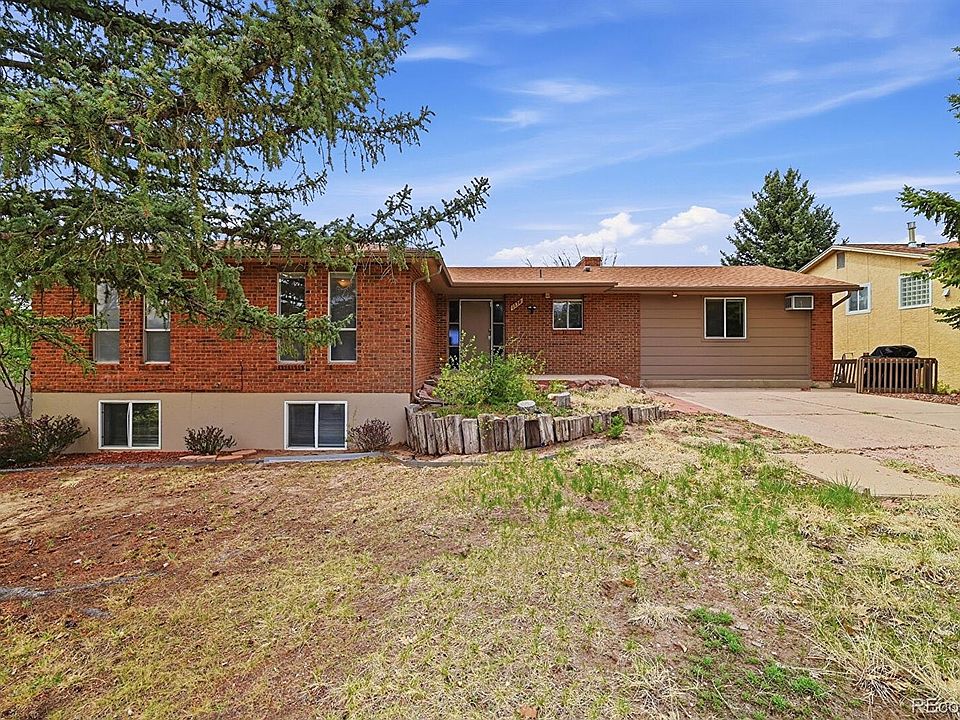 1st image of 1550 Hiawatha Drive