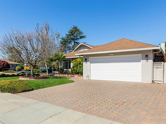 3rd image of 739 Cornell Dr