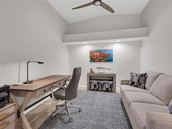 5th image of 10074 Siesta Bay DR #9825
