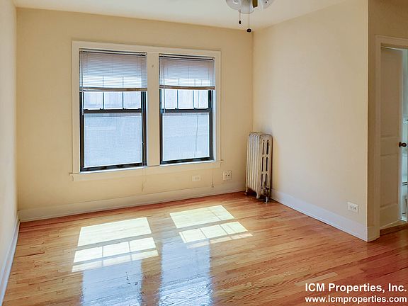 5th image of 514.205 W Cornelia Ave #205