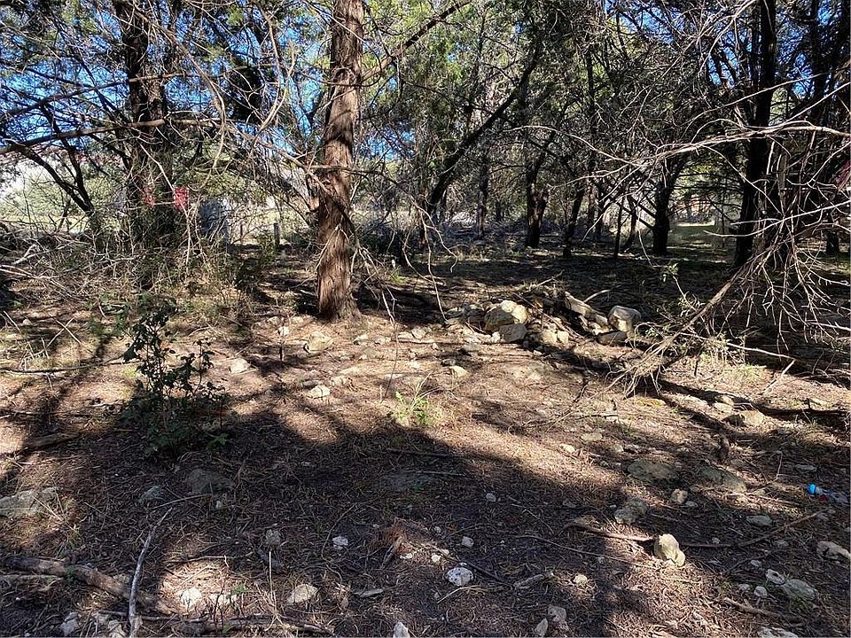 1st image of 21703 Oxford Dr