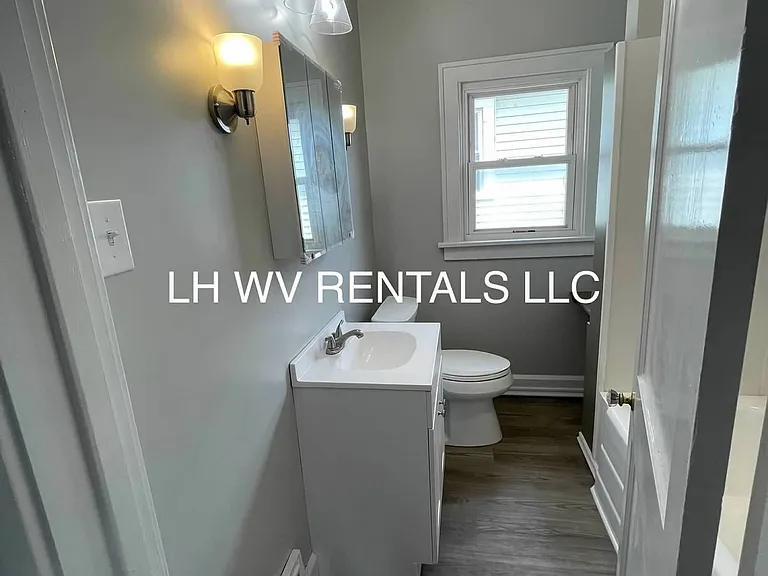 3524 Orchard St #2 — Photo 4