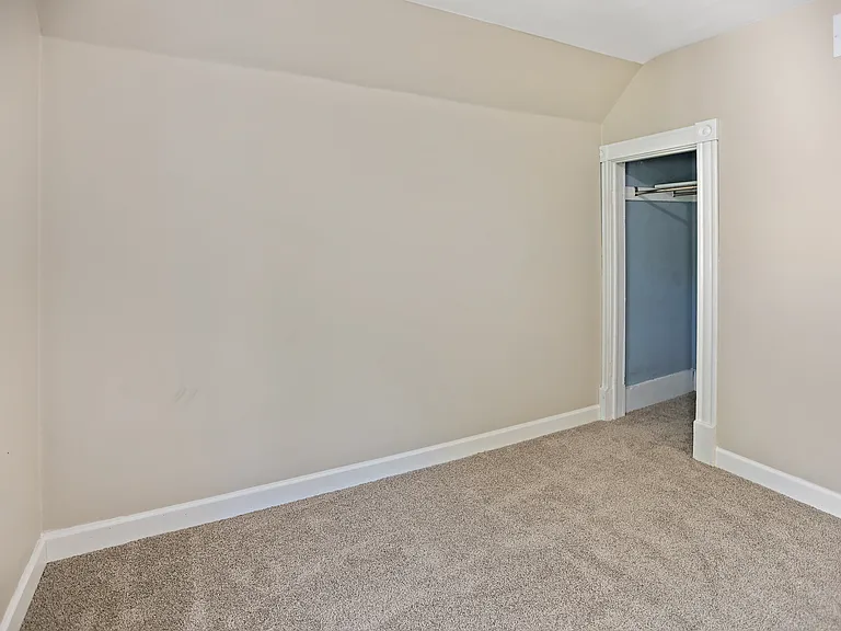 882 Raymond Ave — Photo 28