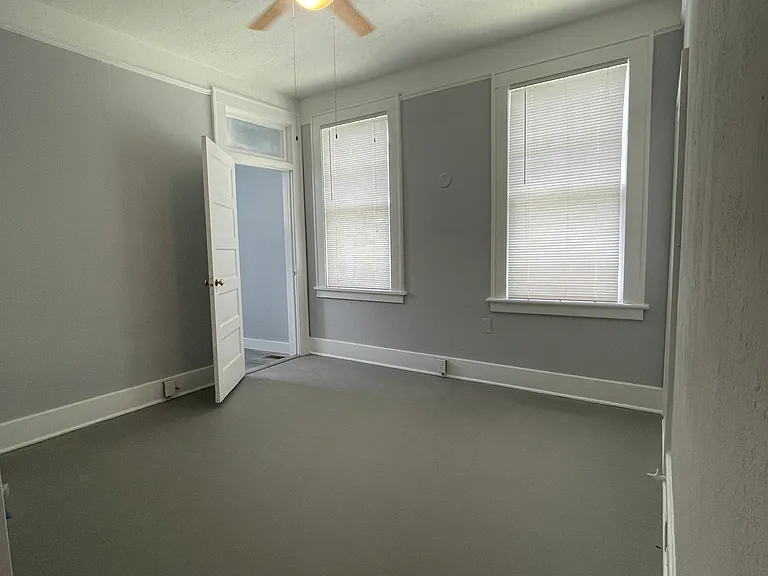 2218 Whitaker St #A — Photo 22