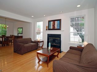 3 King Dr, Bridgewater, NJ 08807