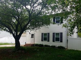 14 Cyprus Ave, Brentwood, NY 11717