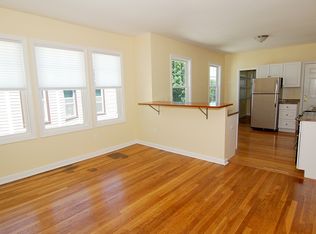 296 Columbia St #3, Cambridge, MA 02141