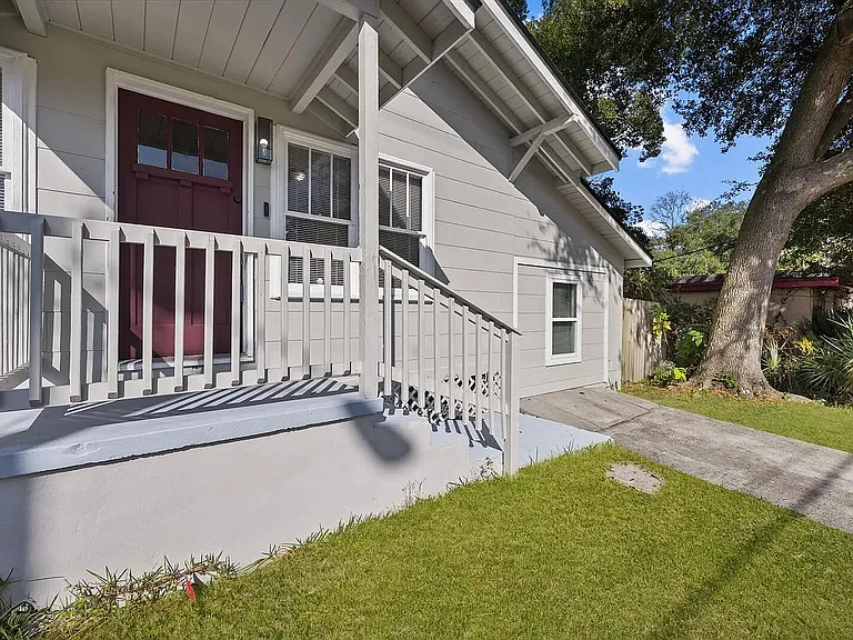 2923 Rosselle St — Photo 2