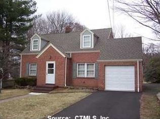 63 Morse St, Hamden, CT 06517