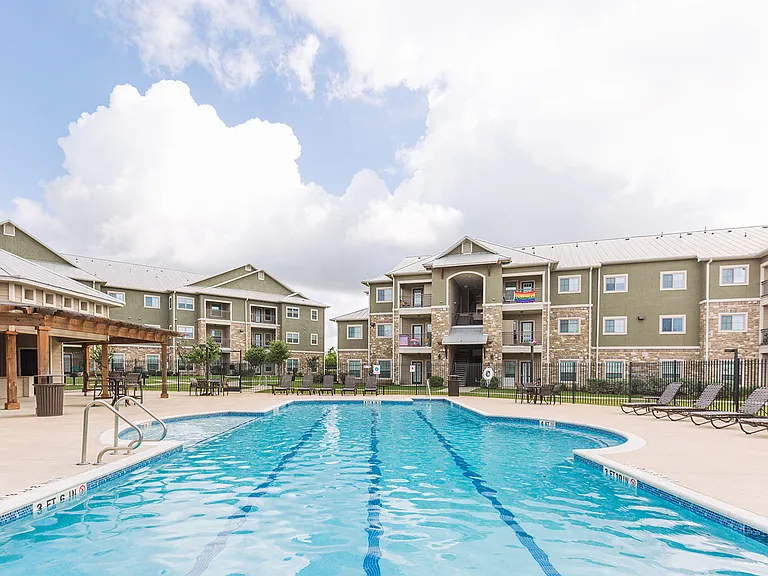 Freedom Hills Ranch Apartments — Photo 6