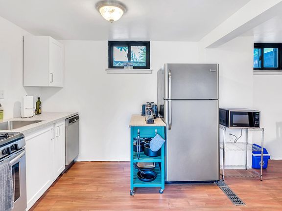 4th image of 4196 S Normandie Ln #C
