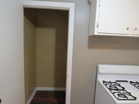 3rd image of 421 Old Shay Ln #B